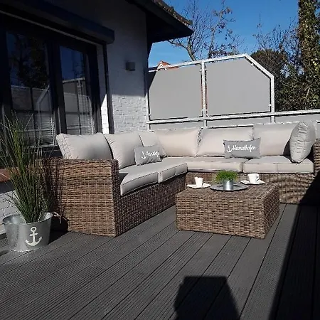 Inselmaedchen - Sandkiste Langeoog