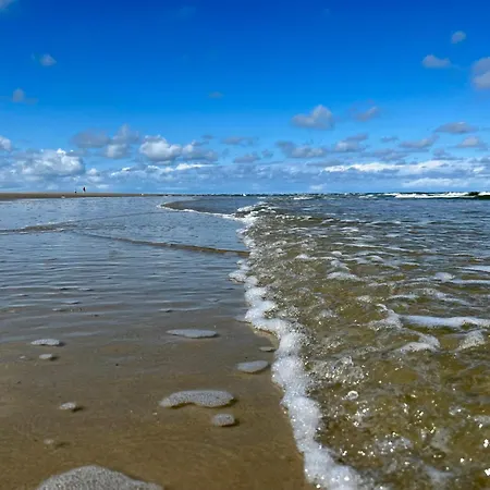 Inselmaedchen - Sandkiste * Langeoog